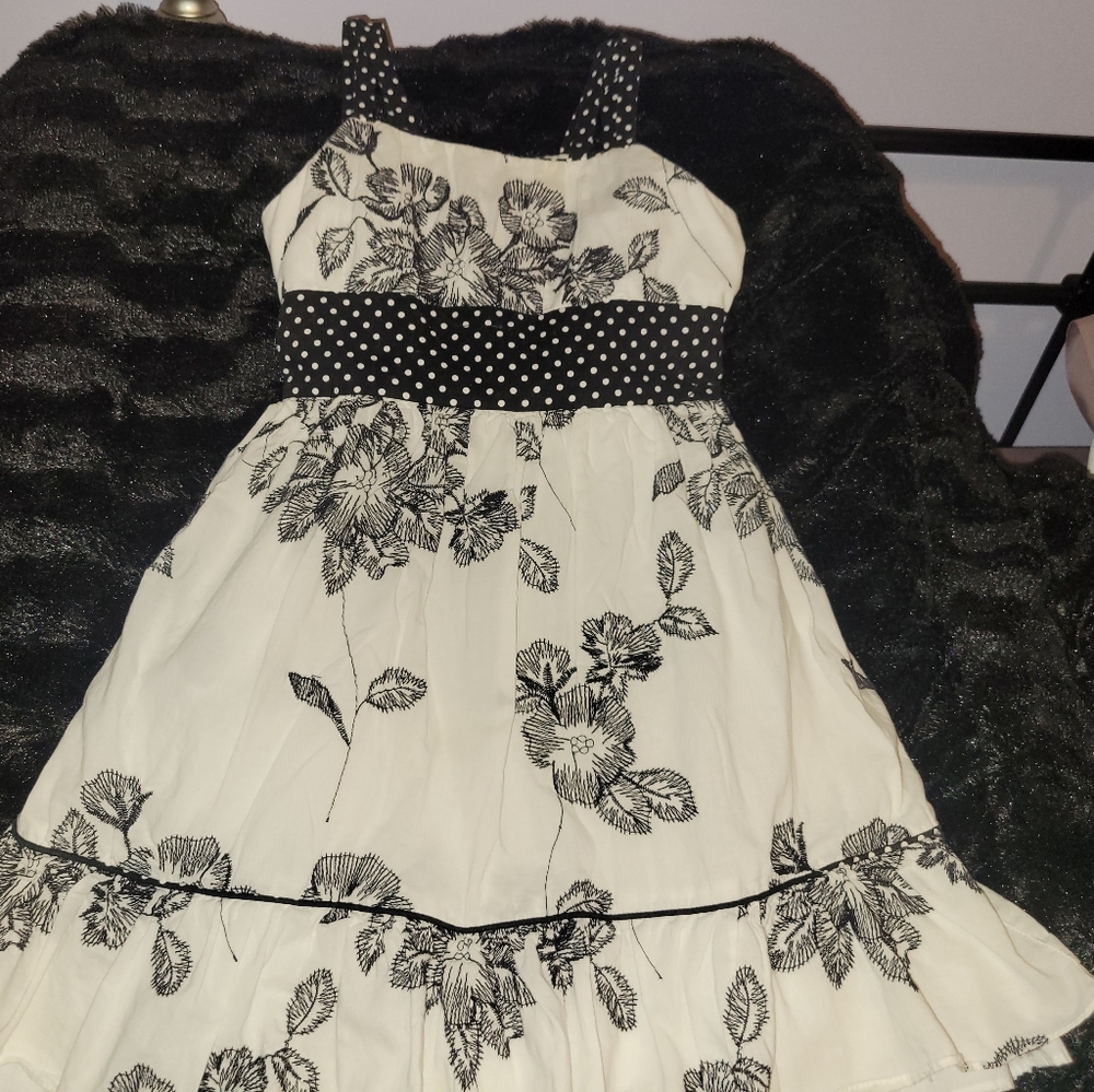 Kid's summer party dress size 8